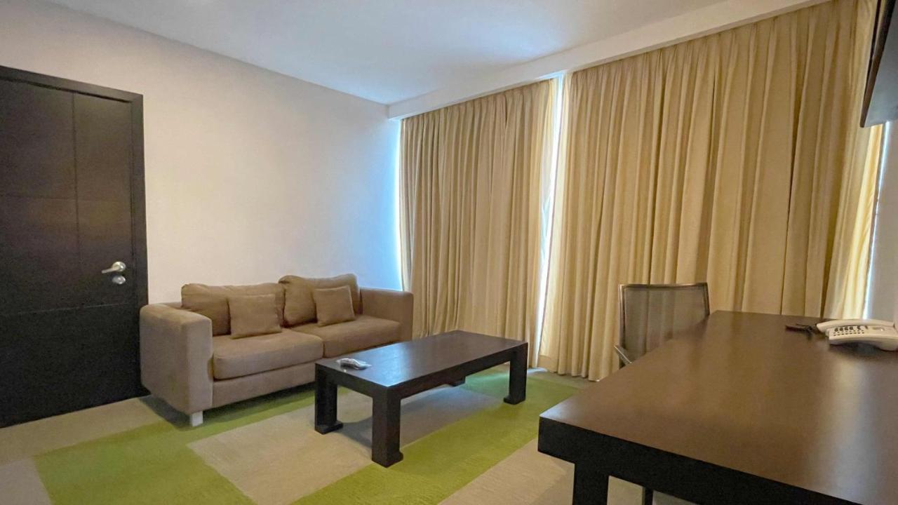 Hotel Trinitarias Suites Barquisimeto 외부 사진